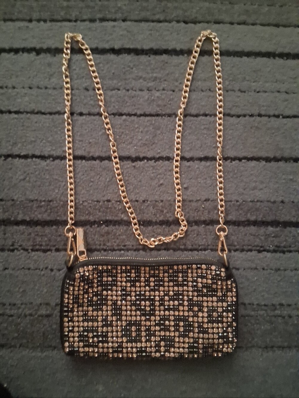 NWOT Black Cheetah Lepoard Print Rhinestone Gold Chain Crossbody Bag
